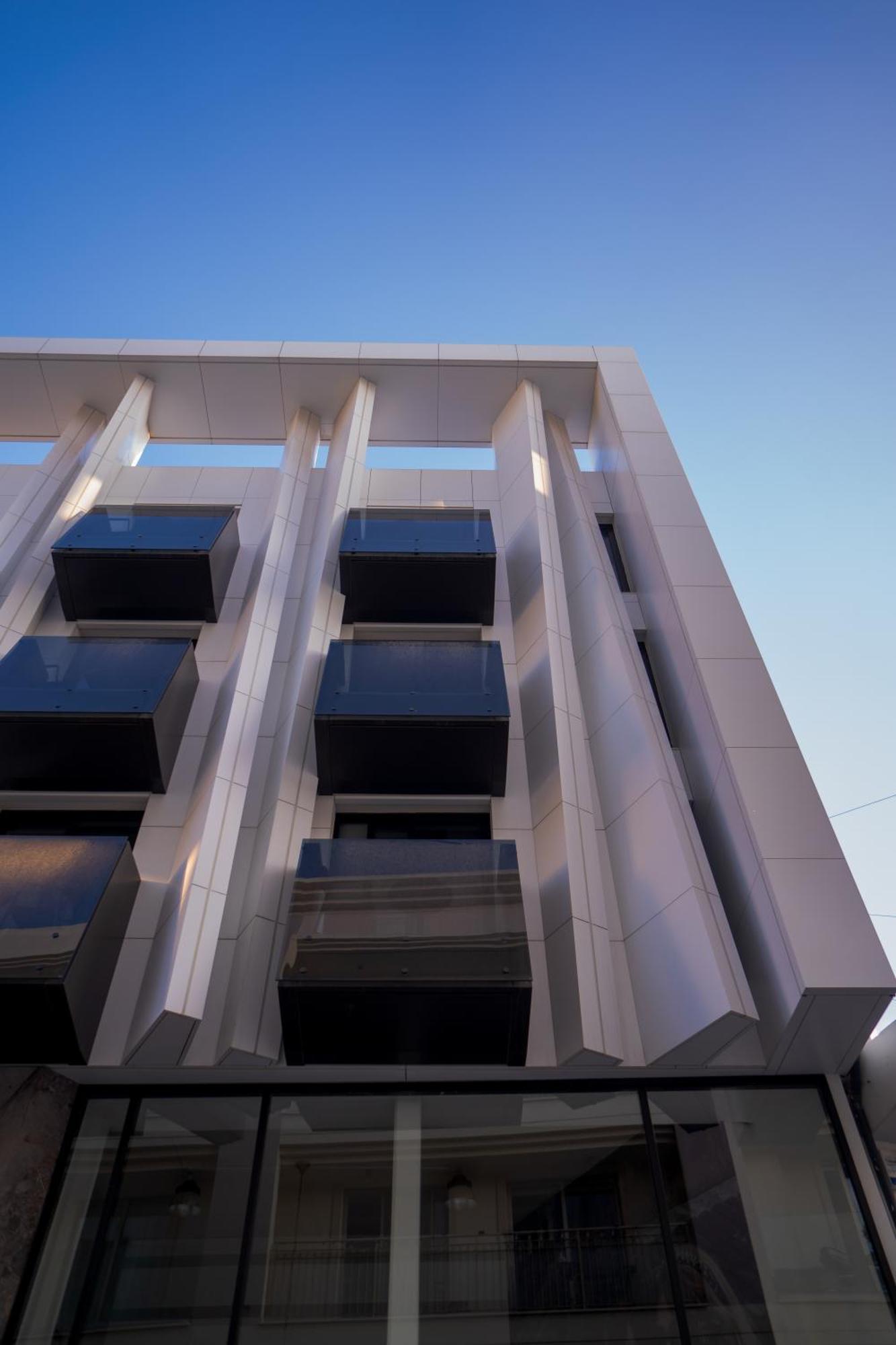 Raam Luxury Suites Larnaca Exterior photo